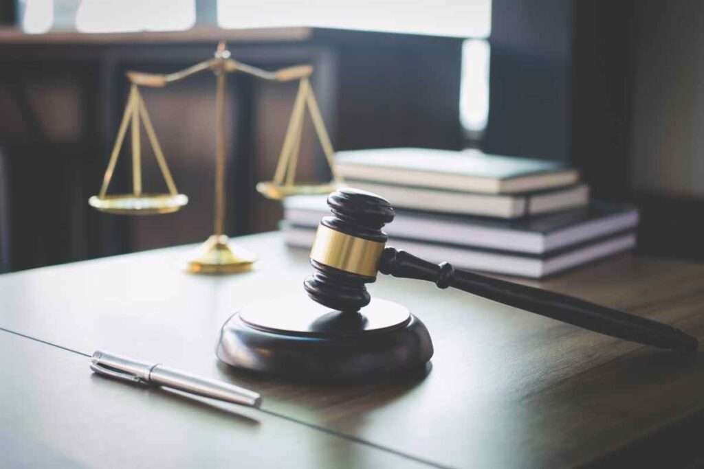 Types of Criminal Offenses Expert Advice for effective defense strategy, Attorneys Contact Address, Phone Numbers Rajendra Law Office ✔️ 🥇